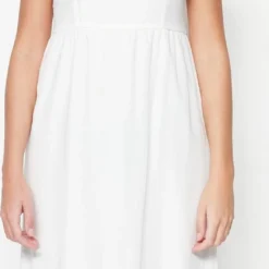 Trendyol Vrouwen Standaard Mouw Vierkante Kraag Basis Jurk -Trendy Meid Verkoop 532x1200 6