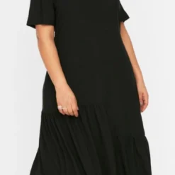 Trendyol Vrouwen Standaard Mouw Ronde Hals Ruche Zoom Grote Maten Jurk