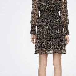 ONLY ONLISLA L/S SMOCK DRESS PTM Dames Jurk - Maat XS -Trendy Meid Verkoop 614x1200 2