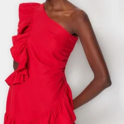 Trendyol Vrouwen Standaard Mouw Asymmetrische Kraag Schaatser Jurk 14 Trendyol Vrouwen Standaard Mouw Asymmetrische Kraag Schaatser Jurk -Trendy Meid Verkoop 622x1200 3