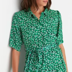 Trendyol Vrouwen Standaard Mouw Kraag Overhemdjurk Jurk 15 Trendyol Vrouwen Standaard Mouw Kraag Overhemdjurk Jurk -Trendy Meid Verkoop 650x1200 9