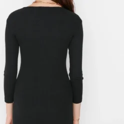 Trendyol Vrouwen Standaard Mouw Ronde Hals Bodycon Jurk -Trendy Meid Verkoop 675x1200 4