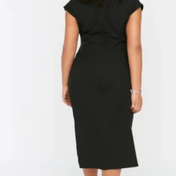 Trendyol Vrouwen Off-shoulder Cache-coeur Asymmetrisch Plus Size Jurk -Trendy Meid Verkoop 689x1200 7