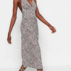 Trendyol Vrouwen Standaard Mouw Halternek Bodycon Jurk -Trendy Meid Verkoop 713x1200 3