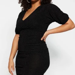 Trendyol Vrouwen Standaard Mouw V-hals Bodycon Plus Size Jurk -Trendy Meid Verkoop 762x1200 4