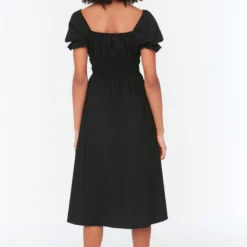 Trendyol Vrouwen Standaard Mouw Vierkante Kraag Schaatser Jurk 15 Trendyol Vrouwen Standaard Mouw Vierkante Kraag Schaatser Jurk -Trendy Meid Verkoop 769x1200 1