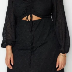 Trendyol Vrouwen Ballon Mouw V-hals Schaatser Grote Maten Jurk 10 Trendyol Vrouwen Ballon Mouw V-hals Schaatser Grote Maten Jurk -Trendy Meid Verkoop 769x1200 3