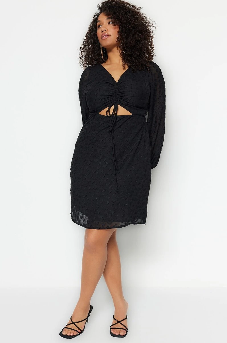 Trendyol Vrouwen Ballon Mouw V-hals Schaatser Grote Maten Jurk 5 Trendyol Vrouwen Ballon Mouw V-hals Schaatser Grote Maten Jurk - Afbeelding 5