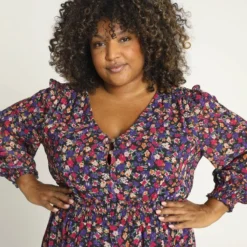 Paprika Halflange Jurk Met Geknoopte Kraag En Bloemetjesmotief -Trendy Meid Verkoop 799x1200 129