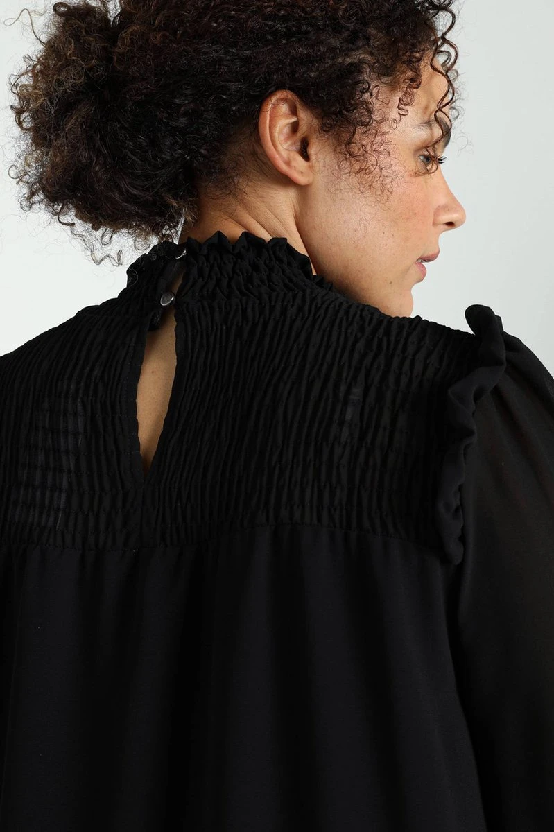 Paprika Korte, Effen Jurk In Voile Met Smokwerk 7 Paprika Korte, Effen Jurk In Voile Met Smokwerk - Afbeelding 7