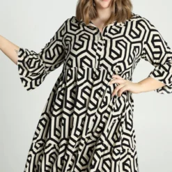 Paprika Halflange Jurk In Viscose Met Geometrisch Motief En Knopen