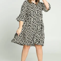 Paprika Halflange Jurk In Viscose Met Geometrisch Motief En Knopen -Trendy Meid Verkoop 799x1200 233