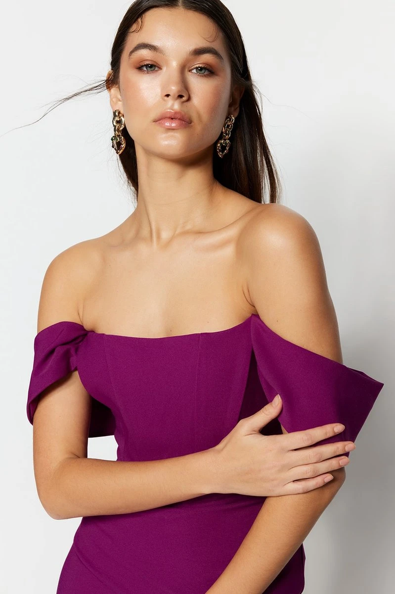 Trendyol Vrouwen Off-shoulder Carmen Kraag Bodycon Jurk 8 Trendyol Vrouwen Off-shoulder Carmen Kraag Bodycon Jurk - Afbeelding 8