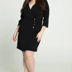 Promiss Halflange, Effen Jurk Met Valse Wikkelkraag En Decoratieve Knopen -Trendy Meid Verkoop 799x1200 281