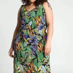 Paprika Lange Jurk In Viscose Met Hawai Print En Smalle Schouderbandjes