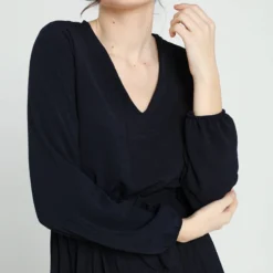 Cassis Lange, Effen Plisséjurk Met Riem 19 Cassis Lange, Effen Plisséjurk Met Riem -Trendy Meid Verkoop 799x1200 92