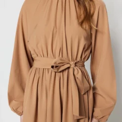 Trendyol Vrouwen Raglan Mouw Ronde Hals A-lijn Jurk 14 Trendyol Vrouwen Raglan Mouw Ronde Hals A-lijn Jurk -Trendy Meid Verkoop 799x1200 93