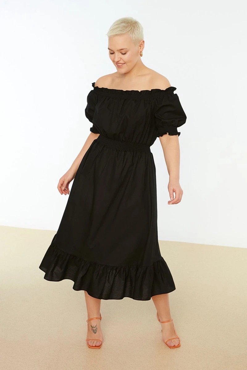 Trendyol Vrouwen Ballon Mouw Carmen Kraag Schaatser Grote Maten Jurk 4 Trendyol Vrouwen Ballon Mouw Carmen Kraag Schaatser Grote Maten Jurk - Afbeelding 4