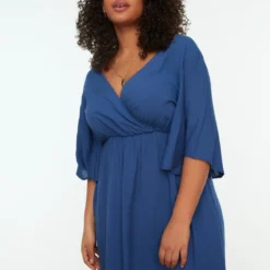 Trendyol Vrouwen Off-shoulder Cache-coeur Omslag Plus Size Jurk -Trendy Meid Verkoop 800x1200 1072