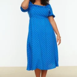 Trendyol Vrouwen Gepofte/ruche Mouw Vierkante Kraag A-lijn Plus Size Jurk 13 Trendyol Vrouwen Gepofte/ruche Mouw Vierkante Kraag A-lijn Plus Size Jurk -Trendy Meid Verkoop 800x1200 1085