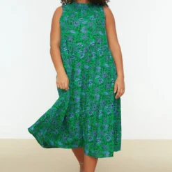 Trendyol Vrouwen Standaard Mouw Staande Kraag A-lijn Plus Size Jurk -Trendy Meid Verkoop 800x1200 1101