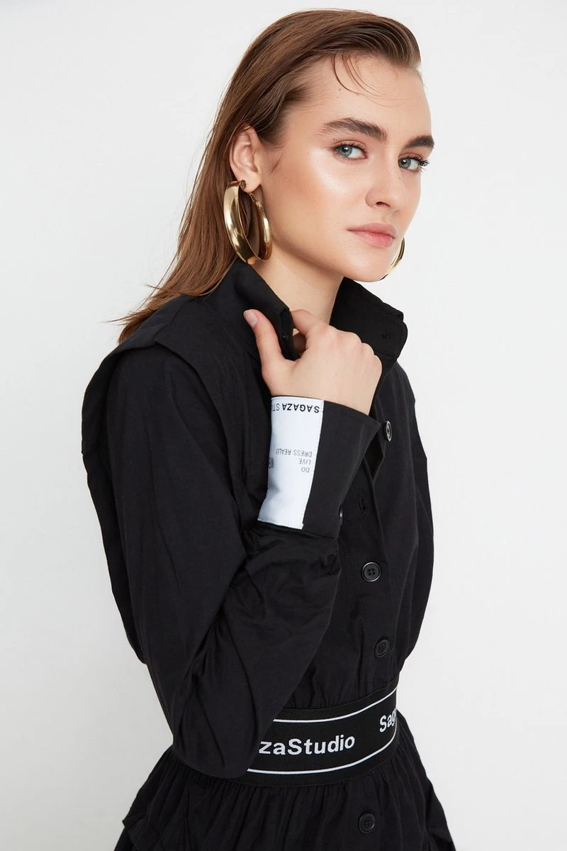 Trendyol Vrouwen Standaard Mouw Kraag Schaatser Jurk 1 Trendyol Vrouwen Standaard Mouw Kraag Schaatser Jurk