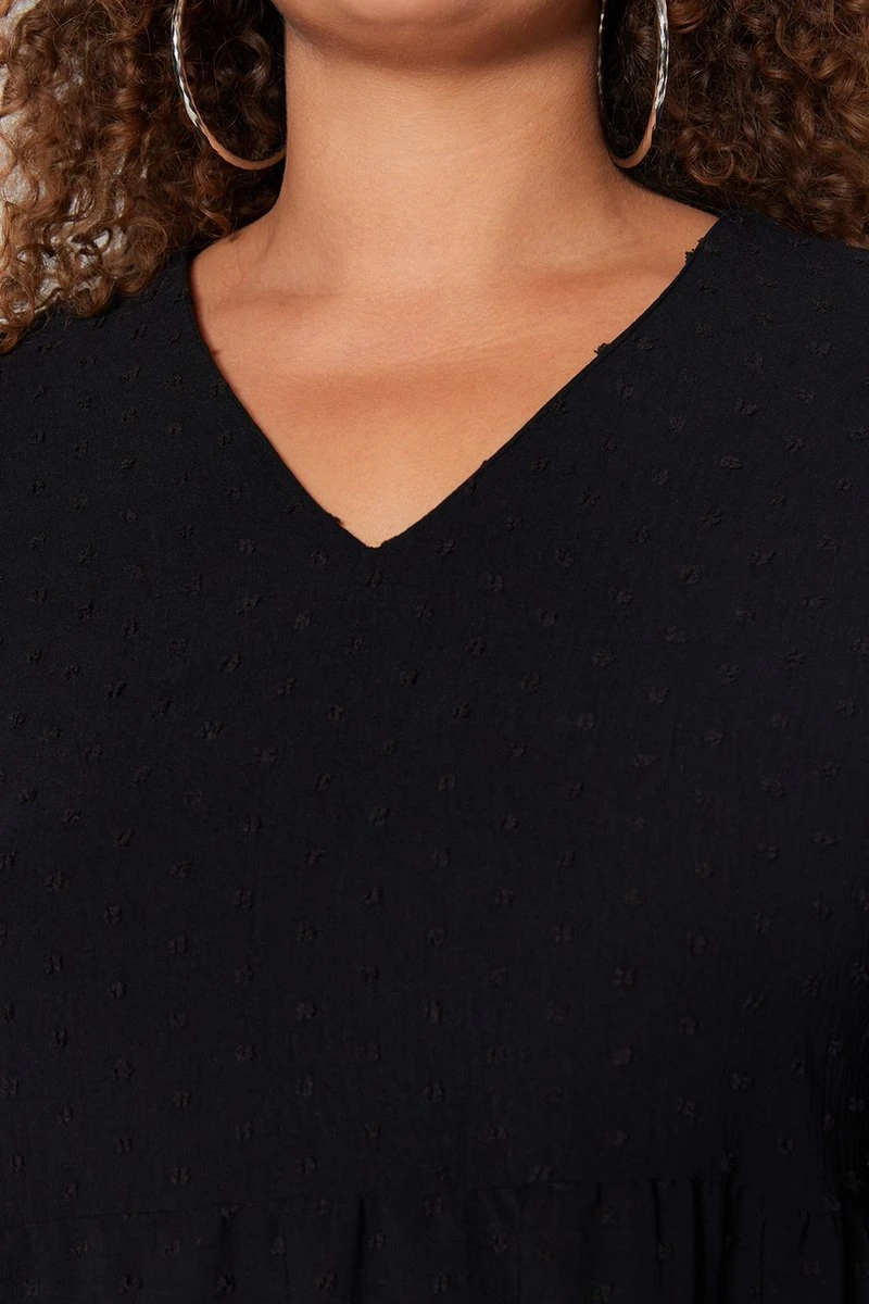 Trendyol Vrouwen Ballon Mouw V-hals Verschuiving Grote Maten Jurk 4 Trendyol Vrouwen Ballon Mouw V-hals Verschuiving Grote Maten Jurk - Afbeelding 4