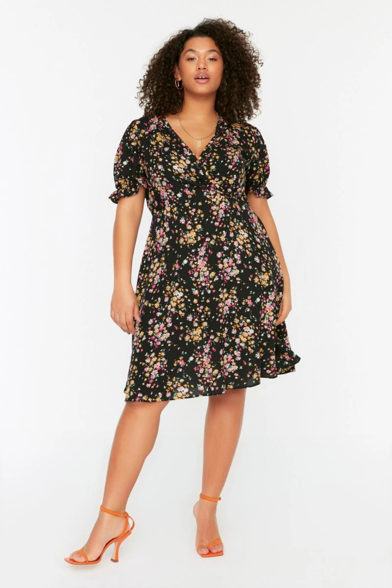 Trendyol Vrouwen Ballon Mouw V-hals A-lijn Plus Size Jurk 7 Trendyol Vrouwen Ballon Mouw V-hals A-lijn Plus Size Jurk - Afbeelding 7