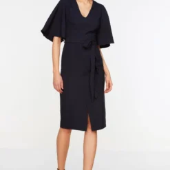 Trendyol Vrouwen Fluit Mouw V-hals Bodycon Jurk