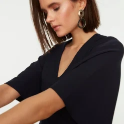 Trendyol Vrouwen Fluit Mouw V-hals Bodycon Jurk -Trendy Meid Verkoop 800x1200 14