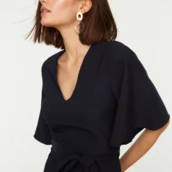 Trendyol Vrouwen Fluit Mouw V-hals Bodycon Jurk -Trendy Meid Verkoop 800x1200 15