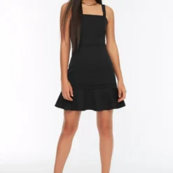 Trendyol Vrouwen Standaard Mouw Vierkante Kraag Schaatser Jurk -Trendy Meid Verkoop 800x1200 283