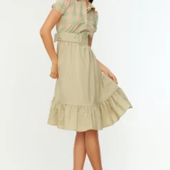 Trendyol Vrouwen Ballon Mouw Kraag Schaatser Jurk