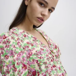 Ichi Jurk Ihenora Dr2 20118345 201850 Structured Flower Mix1 Dames Maat - 40 -Trendy Meid Verkoop 800x1200 381