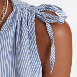 Trendyol Vrouwen Standaard Mouw V-hals Schaatser Jurk -Trendy Meid Verkoop 800x1200 464