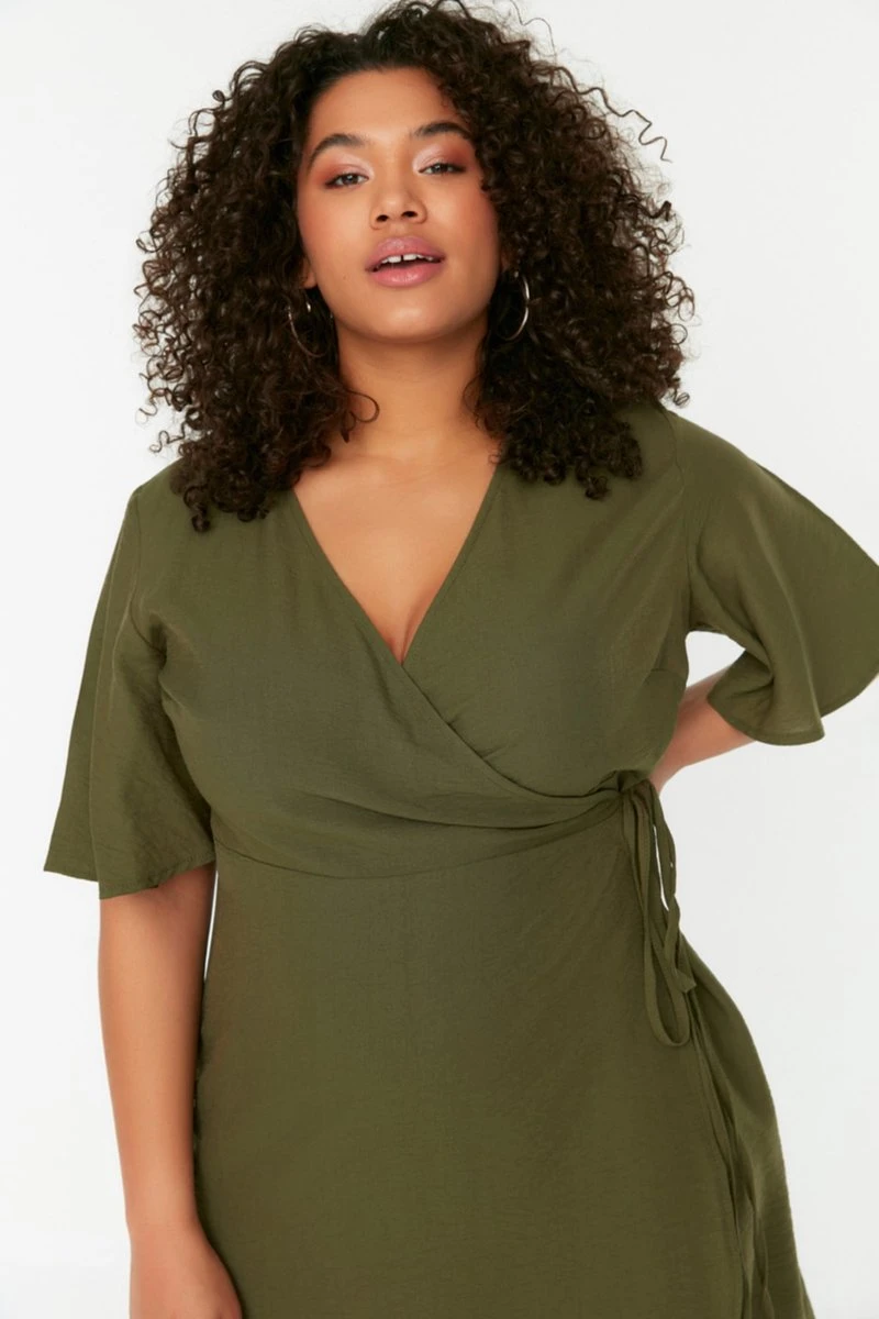 Trendyol Vrouwen Standaard Mouw V-hals Omslag Grote Maten Jurk 5 Trendyol Vrouwen Standaard Mouw V-hals Omslag Grote Maten Jurk - Afbeelding 5