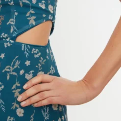 Trendyol Vrouwen Standaard Mouw V-hals A-lijn Jurk -Trendy Meid Verkoop 800x1200 705