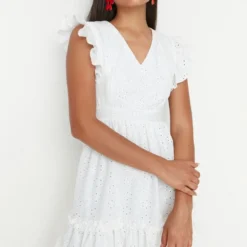 Trendyol Vrouwen Standaard Mouw V-hals Schaatser Jurk -Trendy Meid Verkoop 800x1200 746