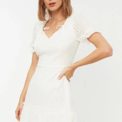 Trendyol Vrouwen Ballon Mouw V-hals Ruche Zoom Jurk -Trendy Meid Verkoop 800x1200 824