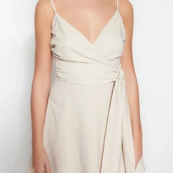 Trendyol Vrouwen Spaghettibandjes Cache-coeur A-lijn Jurk -Trendy Meid Verkoop 800x1200 887