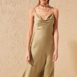 Trendyol Vrouwen Standaard Mouw Col Nek Verschuiving Jurk -Trendy Meid Verkoop 800x1200 909