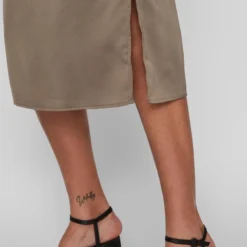 Vila Jurk Viellette V-neck S/s Dress/su - Noo 14078865 Walnut Dames Maat - 38 -Trendy Meid Verkoop 800x1200 918