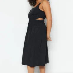 Trendyol Vrouwen Standaard Mouw V-hals Schaatser Grote Maten Jurk -Trendy Meid Verkoop 803x1200 11