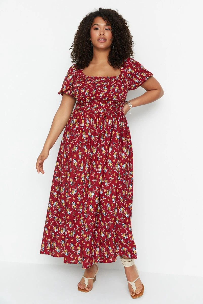 Trendyol Vrouwen Ballon Mouw Vierkante Kraag A-lijn Plus Size Jurk 1 Trendyol Vrouwen Ballon Mouw Vierkante Kraag A-lijn Plus Size Jurk