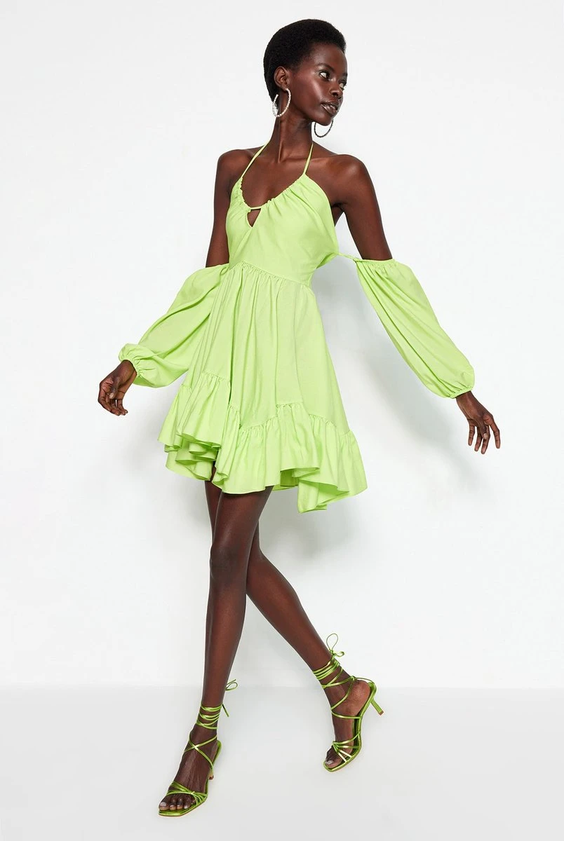 Trendyol Vrouwen Ballon Mouw Vierkante Kraag Schaatser Jurk 1 Trendyol Vrouwen Ballon Mouw Vierkante Kraag Schaatser Jurk