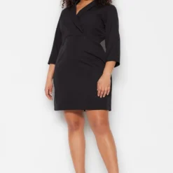 Trendyol Vrouwen Standaard Mouw V-hals Bodycon Plus Size Jurk