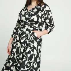 Promiss Halflange Jurk Met Grafisch Motief, Valse Wikkelkraag En Riem