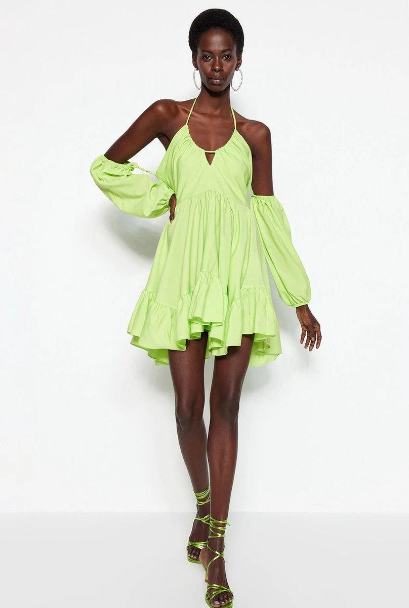 Trendyol Vrouwen Ballon Mouw Vierkante Kraag Schaatser Jurk 3 Trendyol Vrouwen Ballon Mouw Vierkante Kraag Schaatser Jurk - Afbeelding 3