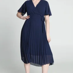 Cassis Korte, Effen Plisséjurk Met Wikkelkraag En Knoop -Trendy Meid Verkoop 809x1200 12