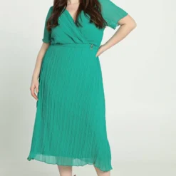 Promiss Halflange, Effen Plisséjurk Met Wikkelkraag En Juweelriem -Trendy Meid Verkoop 811x1200 17